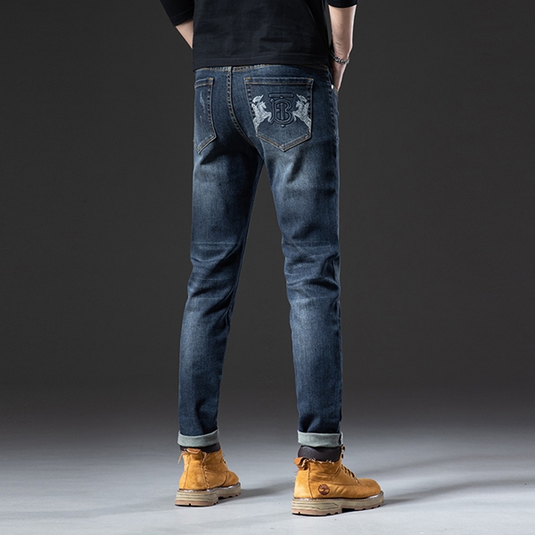 ブランドジーンズ全体デザイン